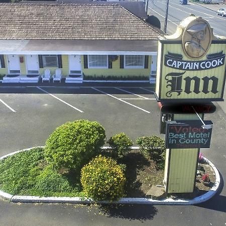 Captain Cook Inn Lincoln City Exterior foto